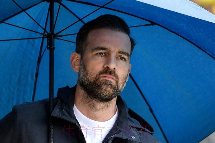 西媒:梅策尔德承认持有传播儿童色情照片 西媒:梅策尔德承认持有传播儿童色情照片